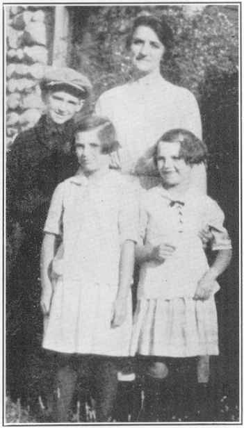 Virginia and Martha Richardson, Richard and Mrs. Guy Richardson